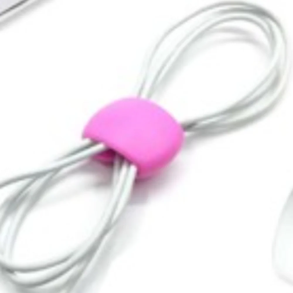 2 cord clip holders